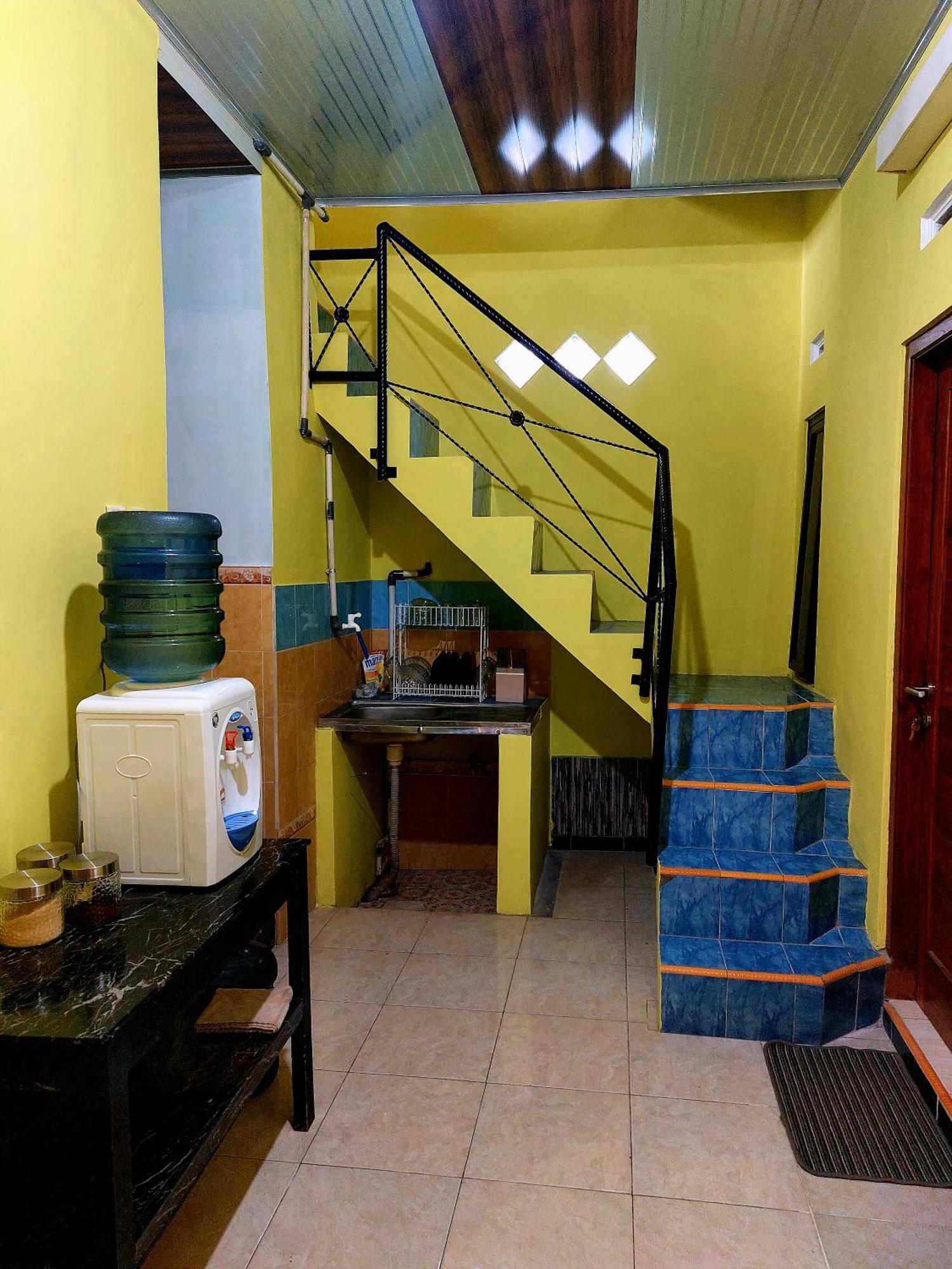 Griya Tugu Jogja Syariah Hotell Yogyakarta Eksteriør bilde